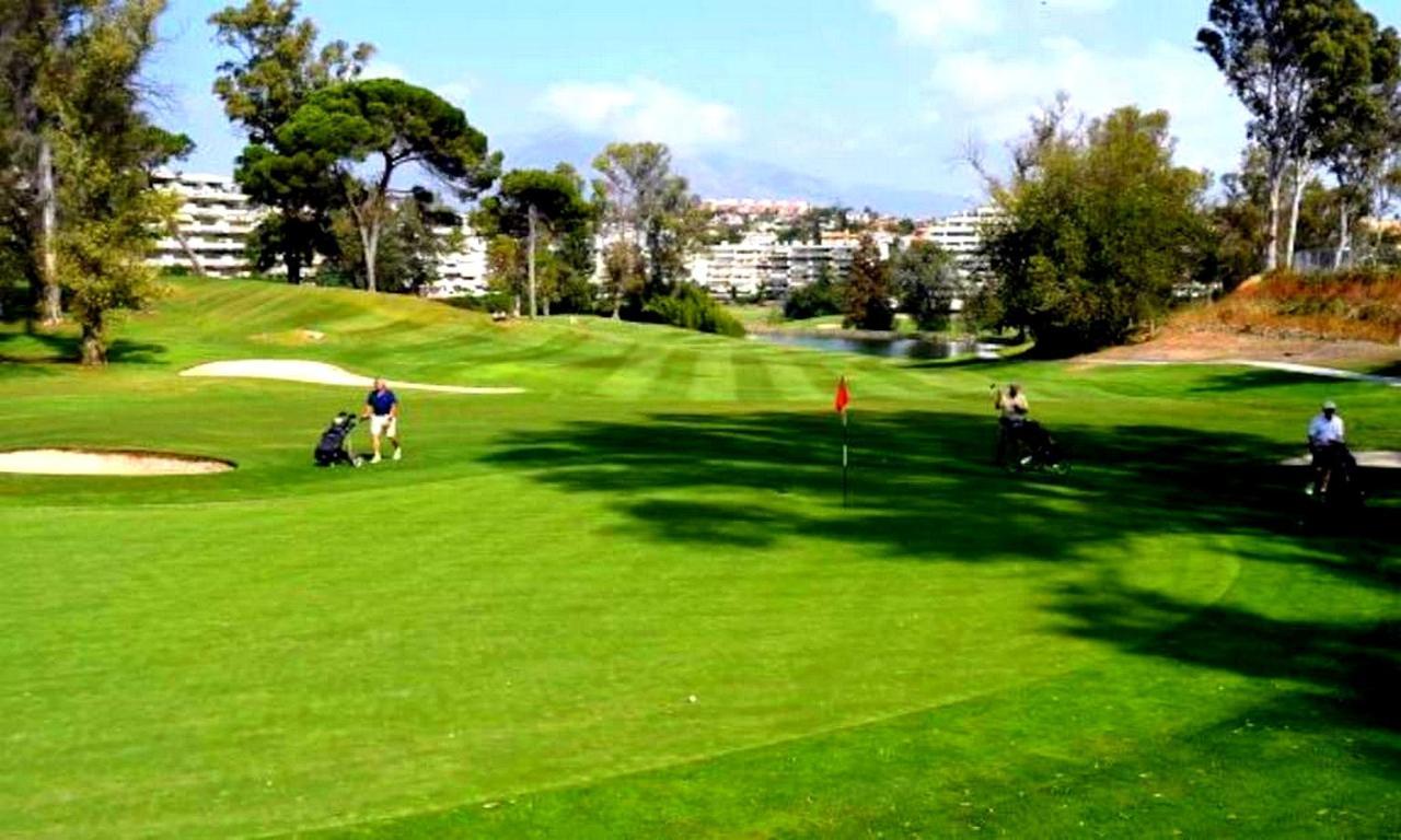 Apartamento En Marbella Junto A Campos De Golf Luaran gambar